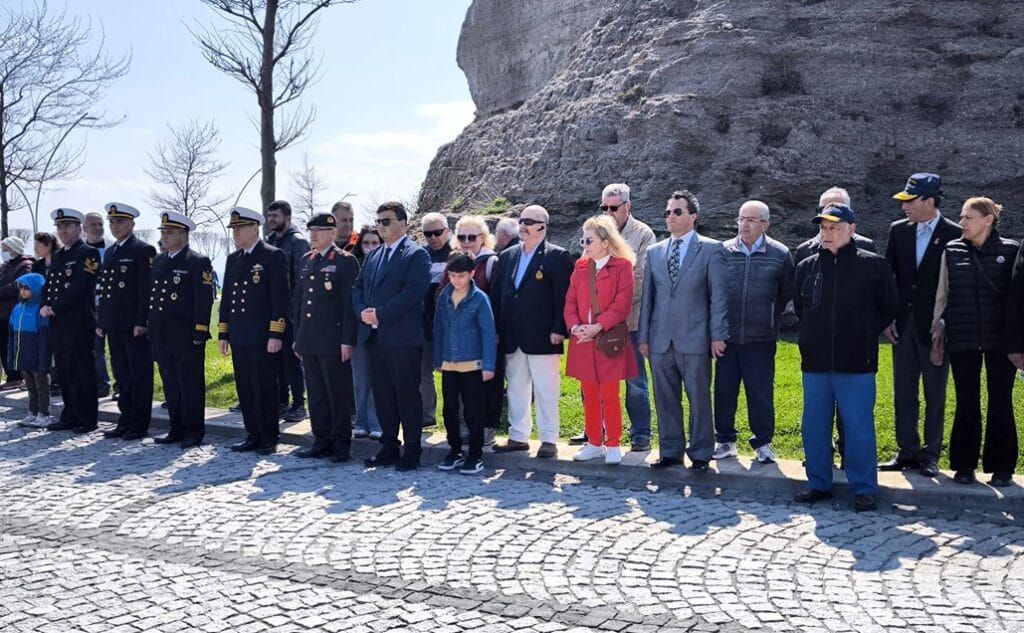 Dumlupınar şehitleri Gelibolu’da anıldı – Birlik Haber Ajansı