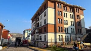 İslahiye’de tamamlanan 42 konut ve 28 işyeri hak sahiplerine teslim edildi – Birlik Haber Ajansı