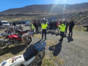 Kars’ta motosiklet sürücüleri bilgilendirildi – Birlik Haber Ajansı