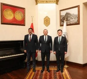 Vali Polat, KYK Genel Müdür Yardımcısı Ali Özdemir’i ağırladı – Birlik Haber Ajansı