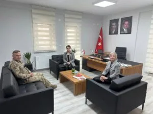 Kars Jandarma Komutanı Genç’ten Kızılay Kars Şubesine ziyaret – Birlik Haber Ajansı