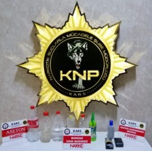 Kars’ta baskın yapılan depoda uyuşturucu madde ele geçirildi – Birlik Haber Ajansı