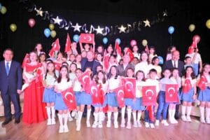 Vali Ziya Polat, 23 Nisan Çocuk Korosu Özel Konseri Programına katıldı – Birlik Haber Ajansı