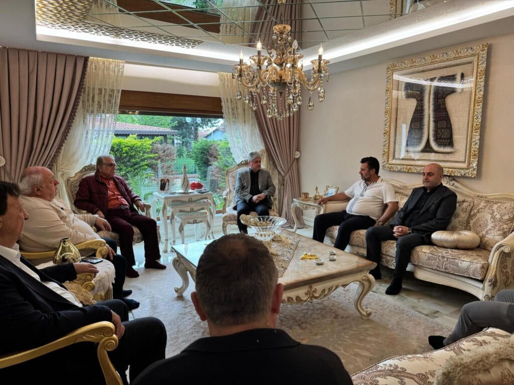 Sakarya Valisi Rahmi Doğan’dan Bülent Uygun’a taziye ziyareti – Birlik Haber Ajansı