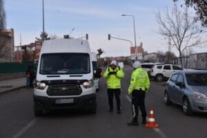 Kars’ta okul servislerine sıkı denetim… – Birlik Haber Ajansı