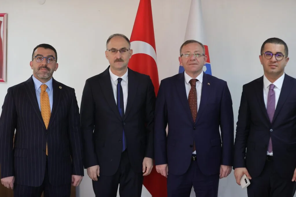 Vali Polat ve Milletvekili Çalkın’dan İşletmeler Genel Müdürü Şahin’e hayırlı olsun ziyareti – Birlik Haber Ajansı
