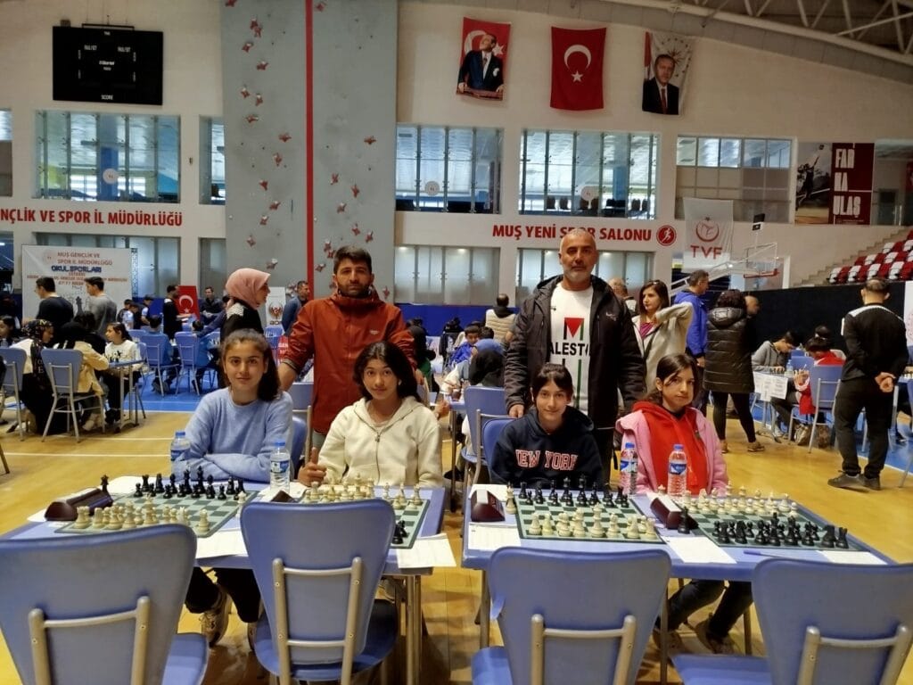 Esenkent Köyü Yıldız Kızlar satrançta bölge şampiyonu oldu – Birlik Haber Ajansı