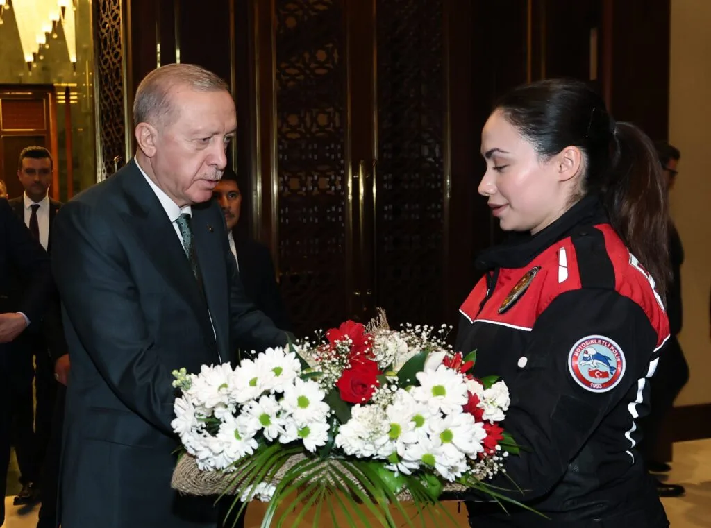Cumhurbaşkanı Erdoğan Türk Polis Teşkilatı ile bir araya geldi – Birlik Haber Ajansı
