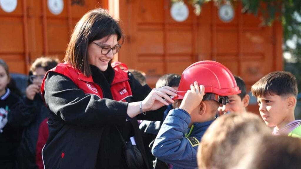 İstanbul’daki tüm okullarda “Afet Farkındalık Eğitimi” uygulanacak – Birlik Haber Ajansı