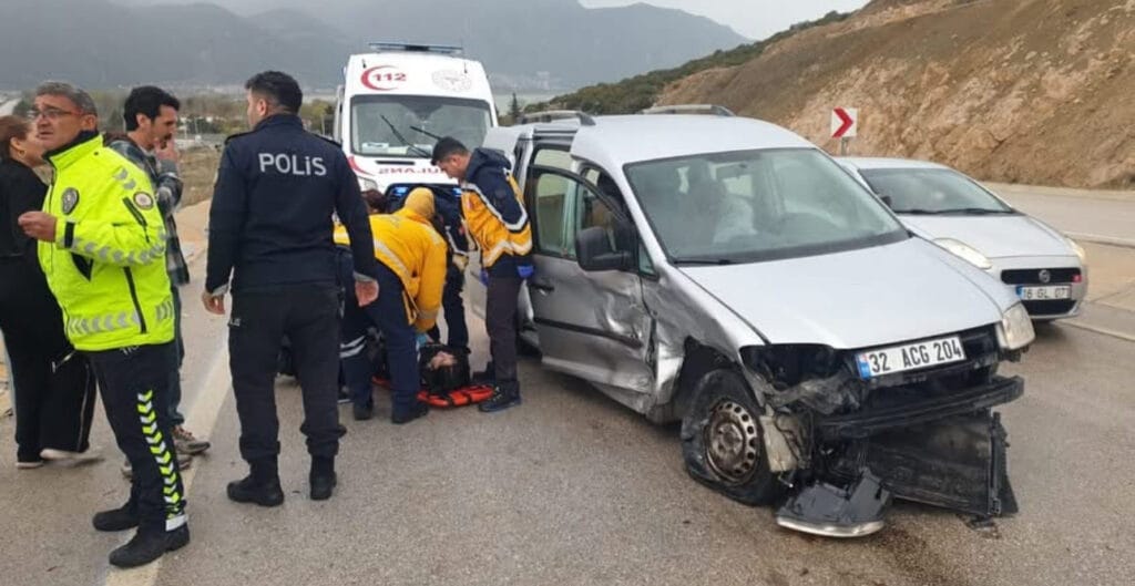 Isparta Eğirdir Karayolu’nda korkutan kaza – Birlik Haber Ajansı