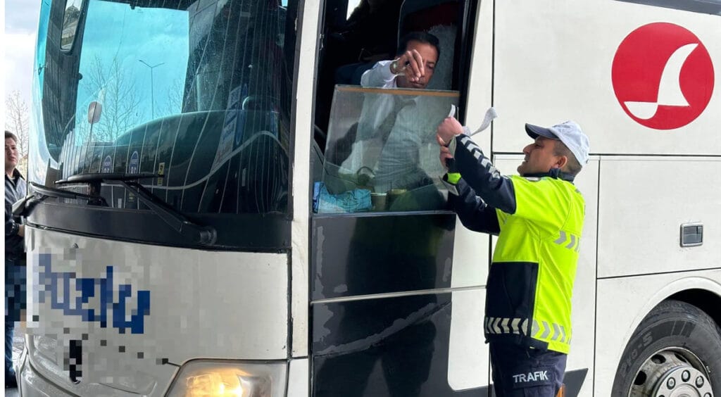 Burdur Emniyeti’nden sürücülere emniyet kemeri uyarısı – Birlik Haber Ajansı