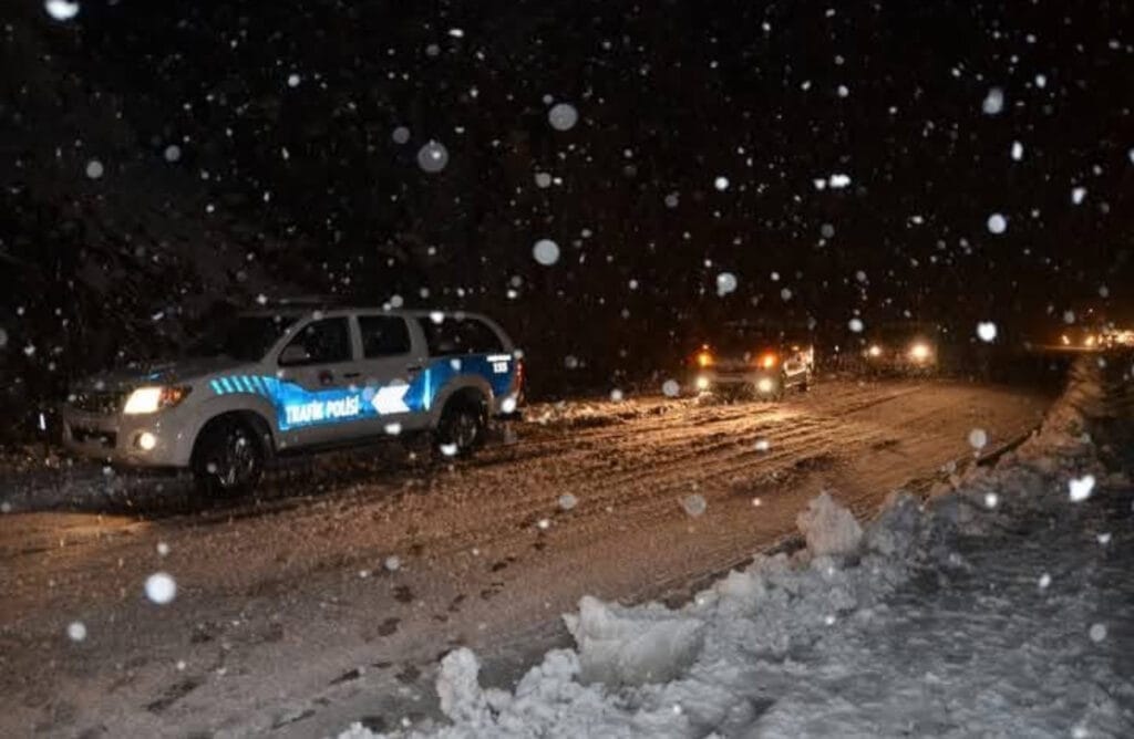 Antalya’ya nisan ortasında kar sürprizi – Birlik Haber Ajansı