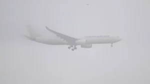 Karadeniz semalarında yoğun sis: Uçuşlar aksadı – Birlik Haber Ajansı