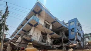 Myanmar'daki depremlerde can kaybı: 3 bin 689