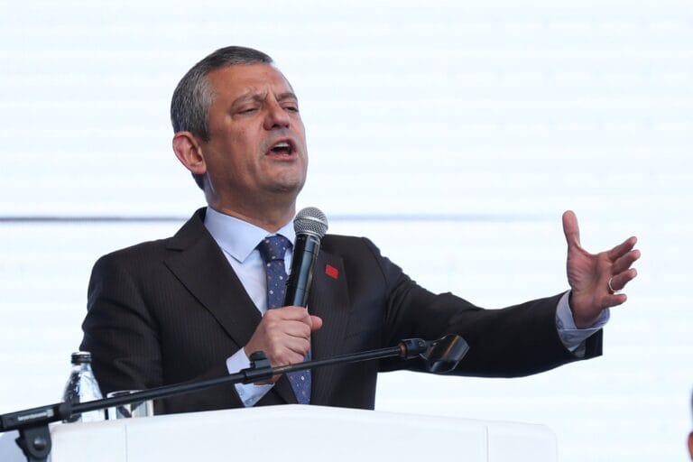 Özgür Özel Mersin’de: Mesele yolsuzluk değil, mesele Kanal İstanbulsuzluk – Birlik Haber Ajansı