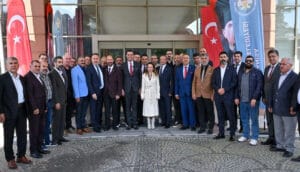 Başkan Zeyrek, Manisa Ağrılılar Derneği üyeleri ile bir araya geldi – Birlik Haber Ajansı