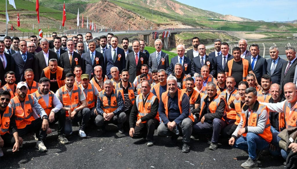 Siirt-Kurtalan yolu hizmete açıldı! Seyahat süresi 14 dakikaya düştü – Birlik Haber Ajansı