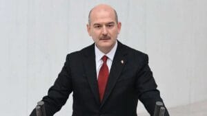 Süleyman Soylu’dan Özgür Özel’e İBB yanıtı: “Yalan söylemeyi bırak, gerçekleri çarpıtma!” – Birlik Haber Ajansı