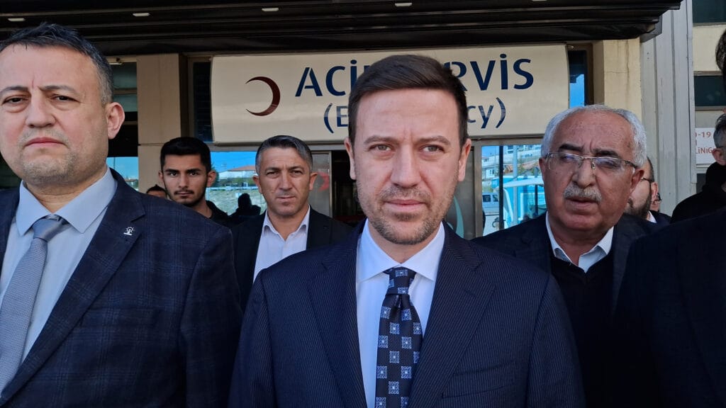 Ankara Milletvekili Baykoç’tan maden kazası yaralılarına ziyaret – Birlik Haber Ajansı