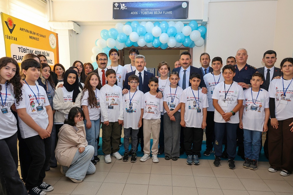 Artvin’de TÜBİTAK 4006 Bilim Fuarı açıldı – Birlik Haber Ajansı