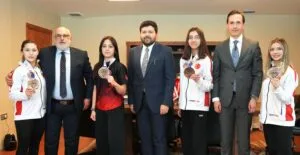 Avrupa’da büyük başarı gösteren millî karatecilerden RTÜK’e ziyaret – Birlik Haber Ajansı
