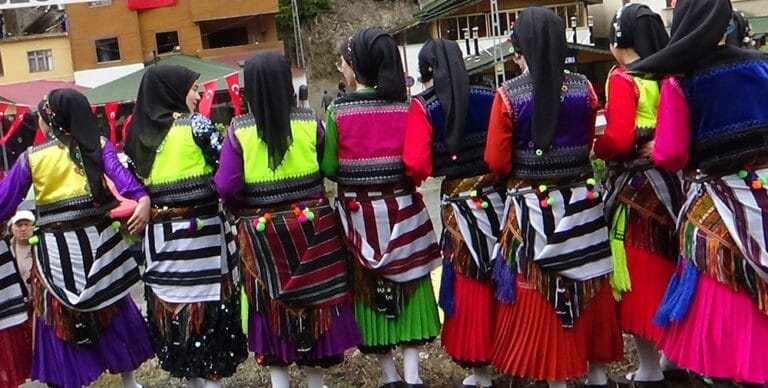 Şalpazarı’nın yöresel giysileri tescillendi – Birlik Haber Ajansı