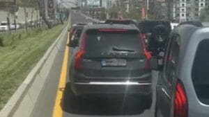 Ankara’da ambulansa yol vermeyen düğün konvoyuna ceza yağdı – Birlik Haber Ajansı