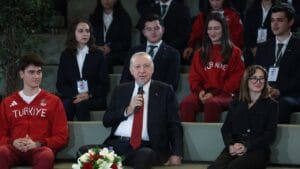 Cumhurbaşkanı Erdoğan: “Yeni anayasayı siz gençlerle birlikte inşa edeceğiz” – Birlik Haber Ajansı