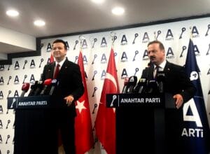 Anahtar Parti Genel Başkanı Yavuz Ağıralioğlu, Saadet Partisi Genel Başkanı Mahmut Arıkan’ı ağırladı – Birlik Haber Ajansı