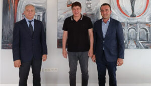 Gazipaşa Zeytinada Mahalle muhtarı ve SYDV Müdürü Menderes Türel’e misafir oldu – Birlik Haber Ajansı