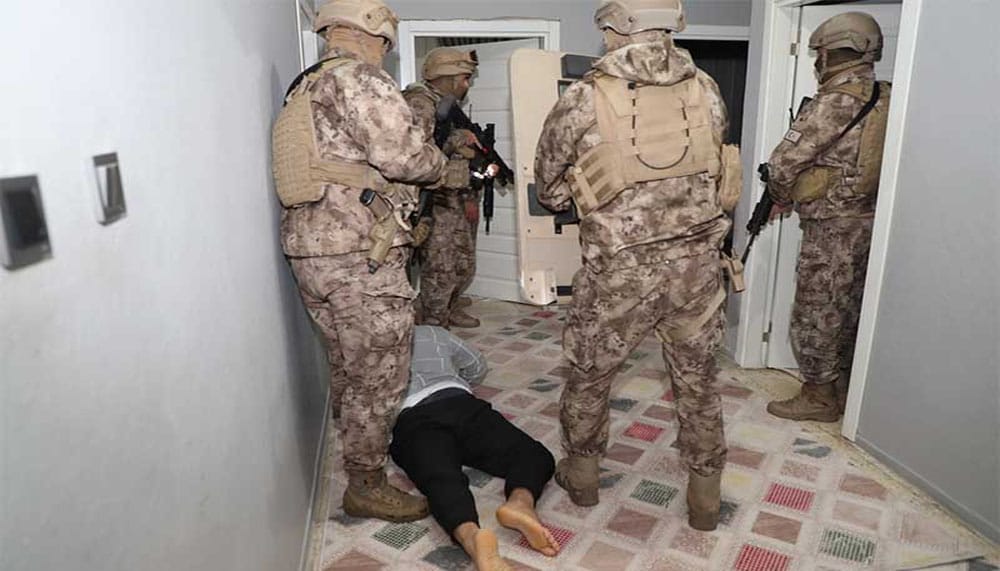 Antalya’da tefecilik çetesi çökertildi: 650 Milyon TL’lik vurgun – Birlik Haber Ajansı