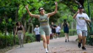 İzmir’de doğaseverler köy okulları için koştu – Birlik Haber Ajansı