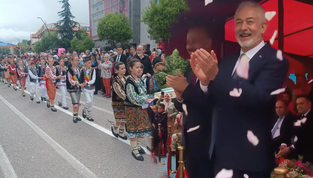 Gül Festivali Isparta’yı renklendirdi! – Birlik Haber Ajansı