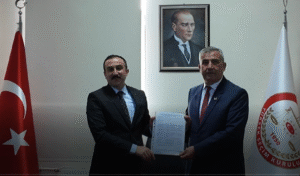 Uşak SMMM Odası Başkanı seçilen Uğur Albayrak mazbatasını aldı – Birlik Haber Ajansı