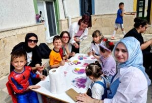 Öğrenciler, anneler günü hediyelerini anneleriyle birlikte hazırladılar – Birlik Haber Ajansı