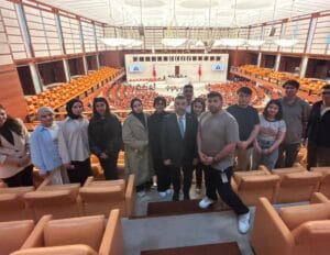 Kars Milletvekili Adem Çalkın, Kafkas Üniversitesi öğrencilerini TBMM’de ağırladı – Birlik Haber Ajansı