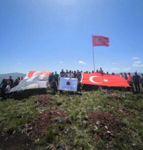 Kars Özel Çelik Başarı öğrencileri Yahni Dağı’nda doğayla buluştu – Birlik Haber Ajansı