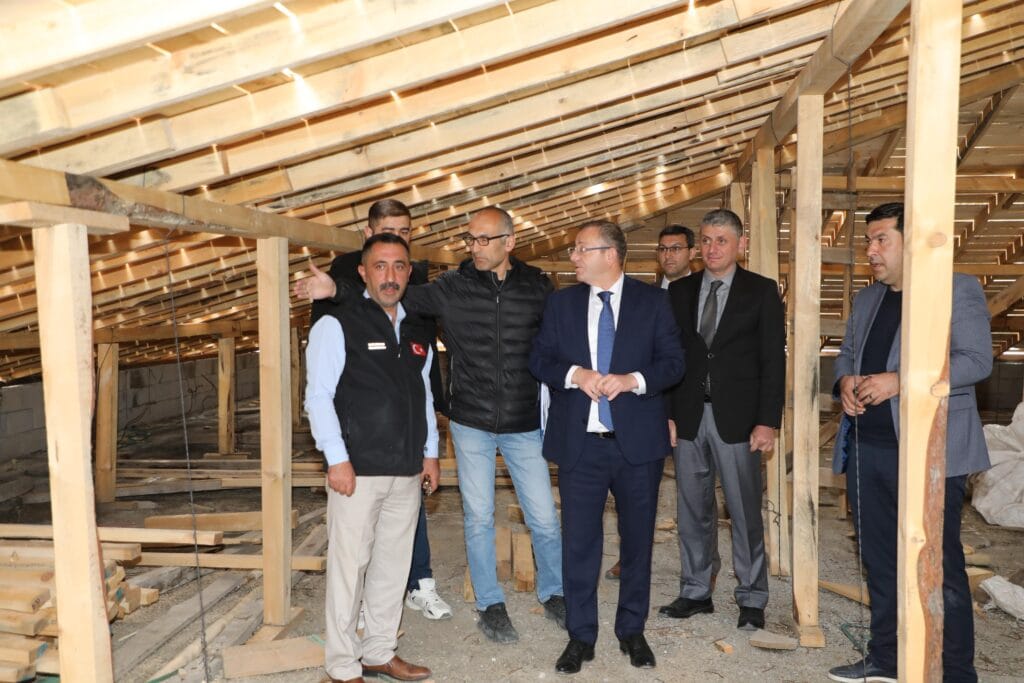 Vali Polat, İl Halk Kütüphanesi çalışmalarında incelemelerde bulundu – Birlik Haber Ajansı