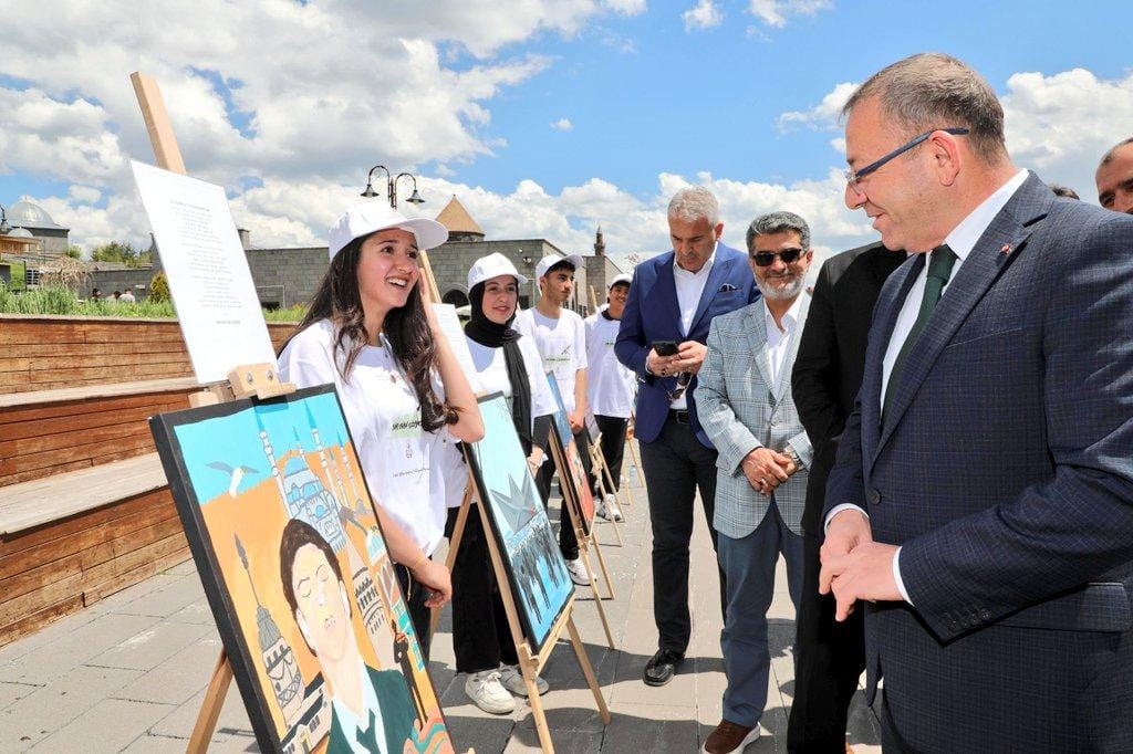 Kars Selahaddin Eyyubi Anadolu İmam Hatip Lisesinden anlamlı sergi – Birlik Haber Ajansı