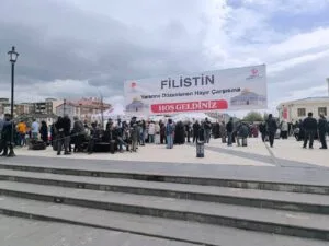 Kars’ta Filistin ve Gazze yararına Hayır Çarşısı kuruldu – Birlik Haber Ajansı