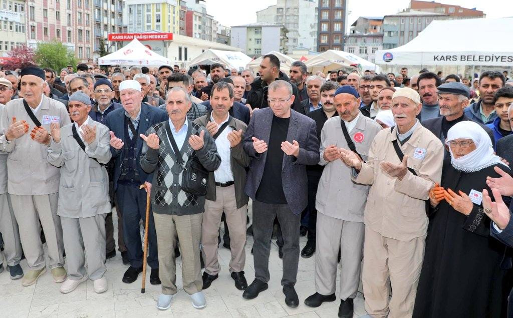 Hacı adayları Kars’tan “Harem-i Şerife” dualarla uğurlandı – Birlik Haber Ajansı