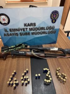 Kars’ta operasyonlarda silahlar ve mühimmatlar ele geçirildi – Birlik Haber Ajansı