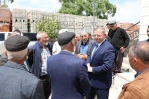 Kars Valisi Ziya Polat, Alpaslan Mahallesi’nde vatandaşlarla buluştu – Birlik Haber Ajansı
