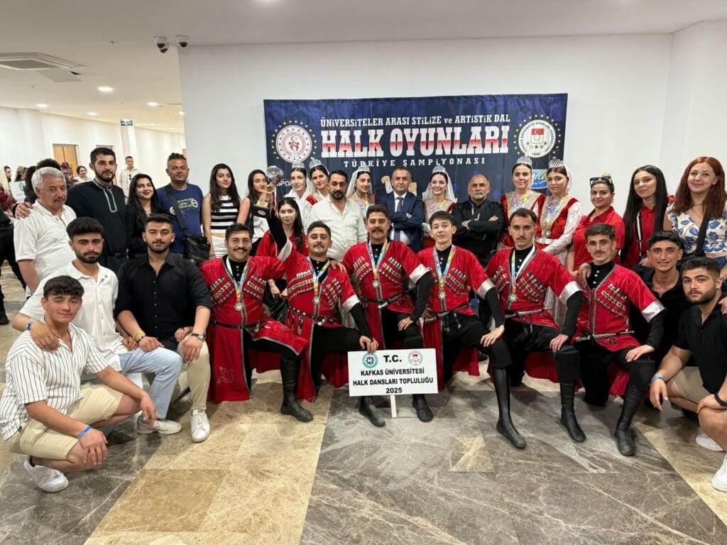 KAÜ Halk Oyunları Topluluğu, önemli bir başarıya imza attı – Birlik Haber Ajansı