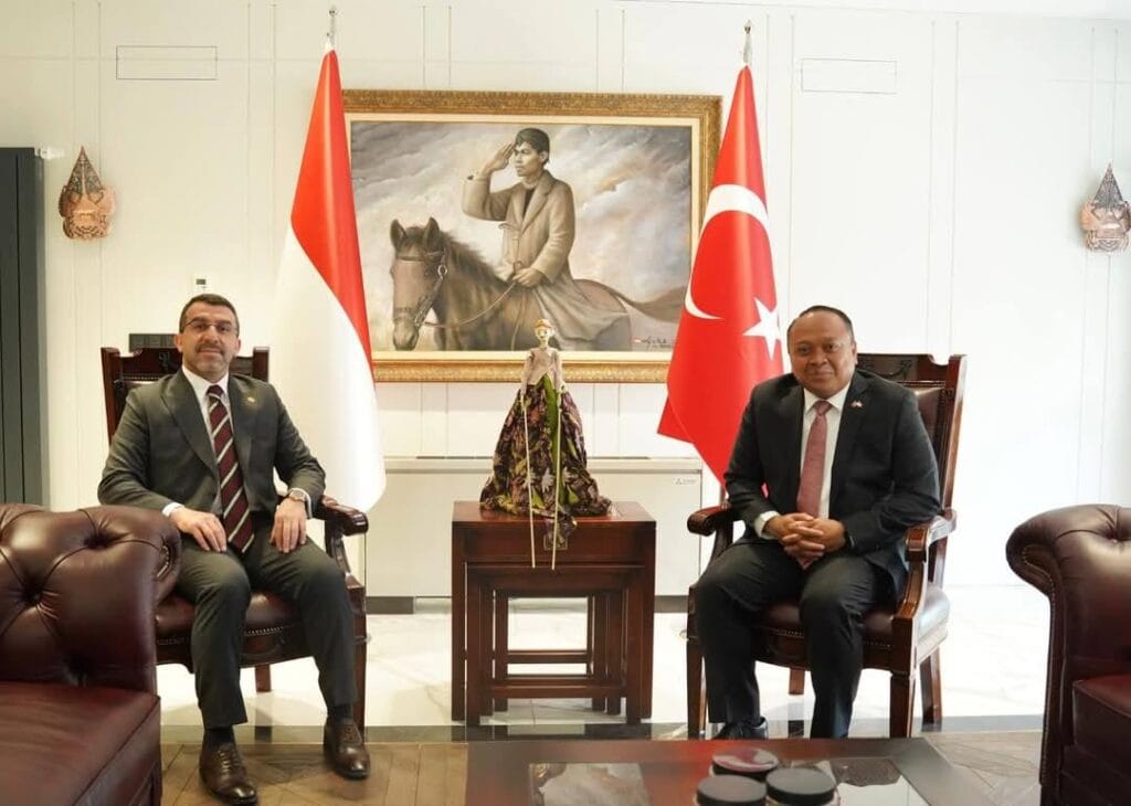 AK Parti Kars Milletvekili Adem Çalkın’dan Endonezya Büyükelçiliğine ziyaret – Birlik Haber Ajansı