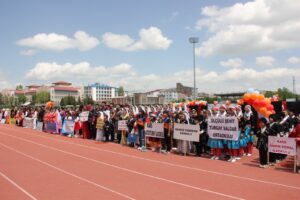 Kars’ta “Anadolu’nun Ritmi” Halk Oyunları Şenliği Coşkusu – Birlik Haber Ajansı