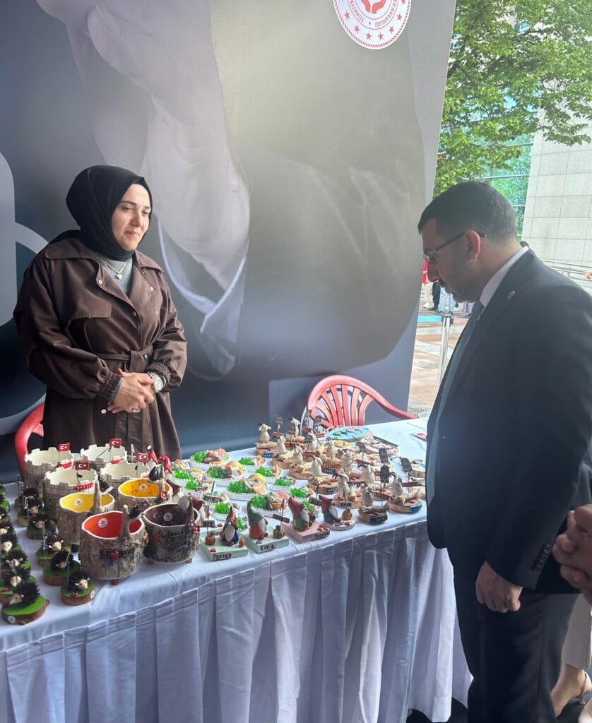 Türkiye Büyük Millet Meclisi’nde Engelsiz Sergisi ziyarete açıldı – Birlik Haber Ajansı