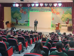 Gazeteci-yazar Metin Özmen 150. konferansını Bitlis’te verdi – Birlik Haber Ajansı