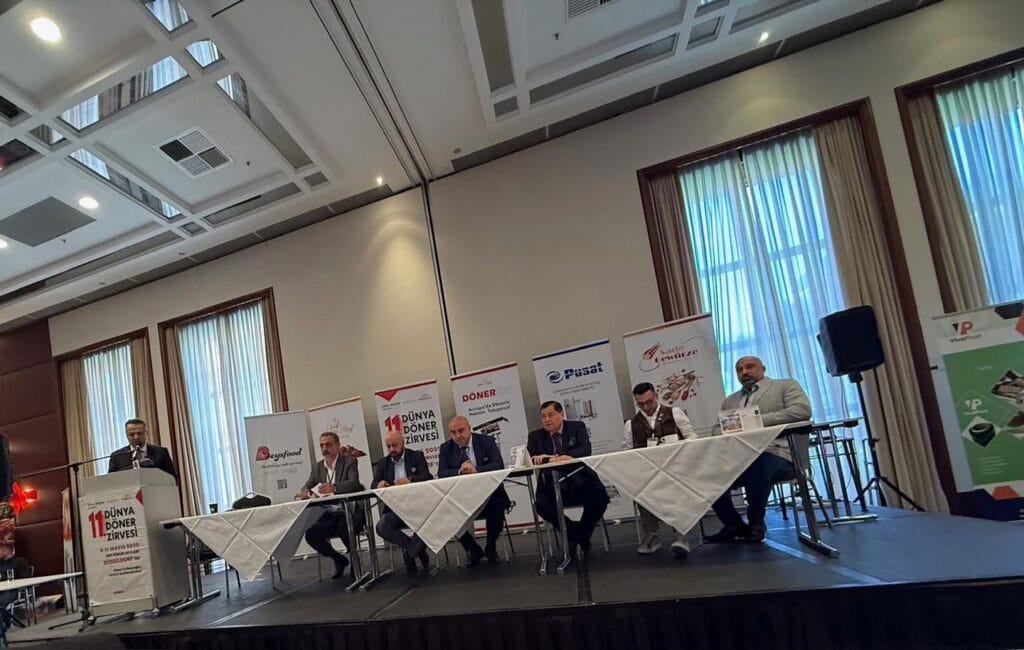 Dönerin dünya yolculuğu Düsseldorf’ta zirve yaptı – Birlik Haber Ajansı