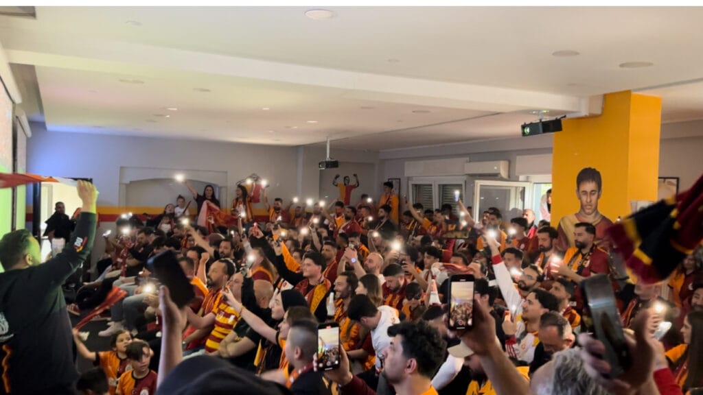 Galatasaray’ın 25. şampiyonluğu Duisburg’da coşkuyla kutlandı – Birlik Haber Ajansı